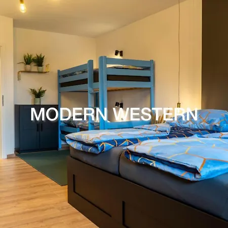 Modern Western - Blue Lejlighed Eging